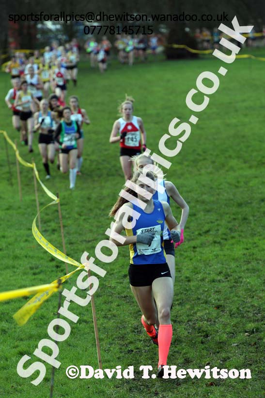 Womens under-17 Northern Cross Country Champs., Witton Park, Blackburn. Photo: David T. Hewitson/Sports for All Pics